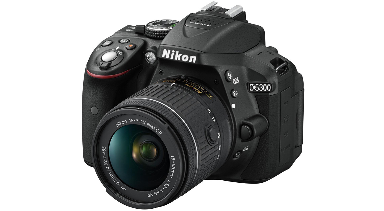 APARAT Nikon D5300 + AF-P 18-55 VR